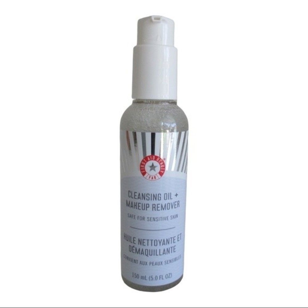 First Aid Beauty 2-in-1 Cleansing Oil & Makeup Remover - Picture 4 of 5